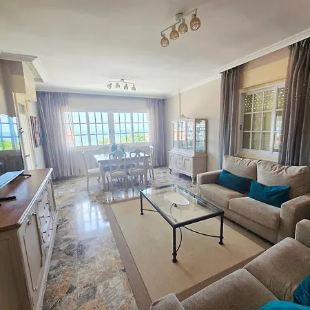 Casa En La Playa De Panxon